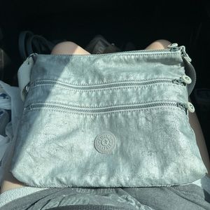 Kipling Crossbody Bag Purse Lightweight Nylon Metallic Silver Gray